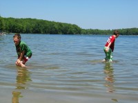 May 29 2010 Twins in Thayer Lake Can you guess which twin is injured?